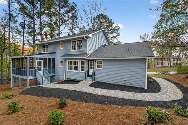 3728 Creekstone Drive, Peachtree Corners, GA 30092