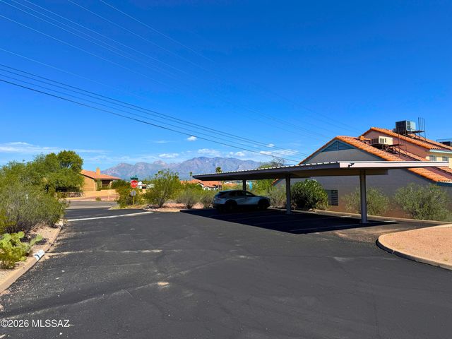 2620 W Ironcrest Drive, Tucson, AZ 85745