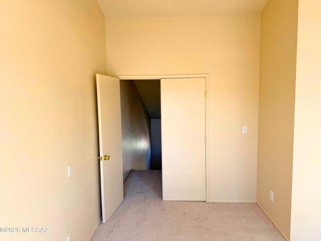 2620 W Ironcrest Drive, Tucson, AZ 85745