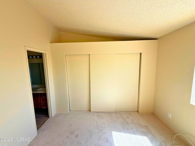 2620 W Ironcrest Drive, Tucson, AZ 85745
