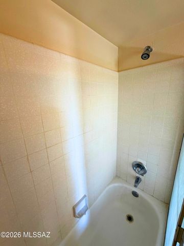 2620 W Ironcrest Drive, Tucson, AZ 85745