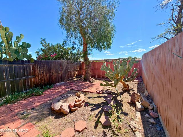 2620 W Ironcrest Drive, Tucson, AZ 85745