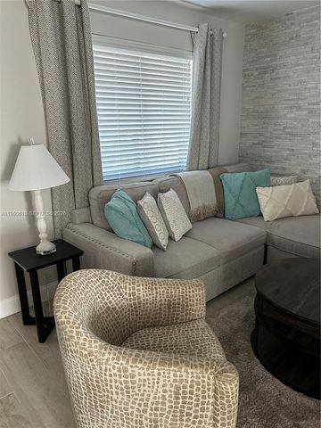 5555 Ludlam Rd 30, South Miami, FL 33155