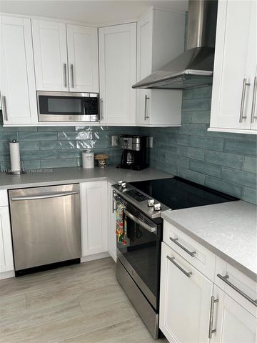 5555 Ludlam Rd 30, South Miami, FL 33155