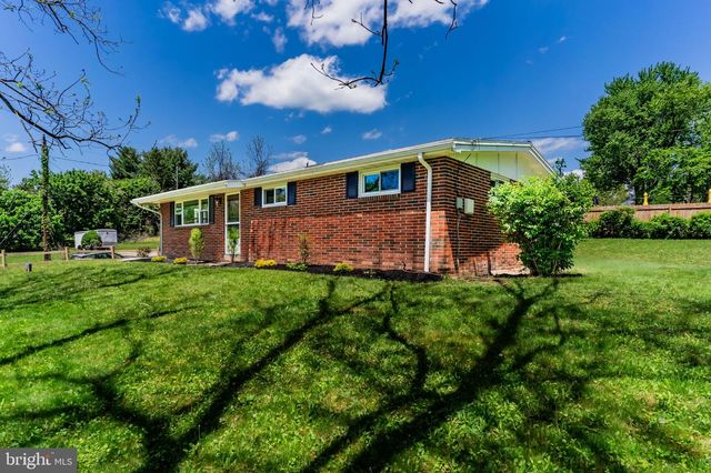 6700 BLUE RIDGE, Harrisburg, PA 17112