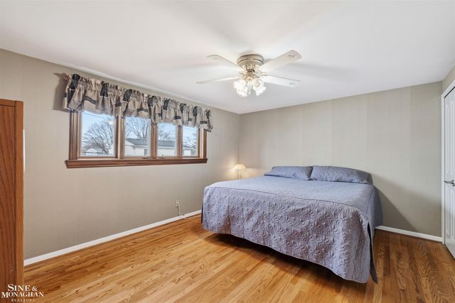 23275 N Rosedale Court, Saint Clair Shores, MI 48080