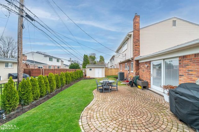 23275 N Rosedale Court, Saint Clair Shores, MI 48080