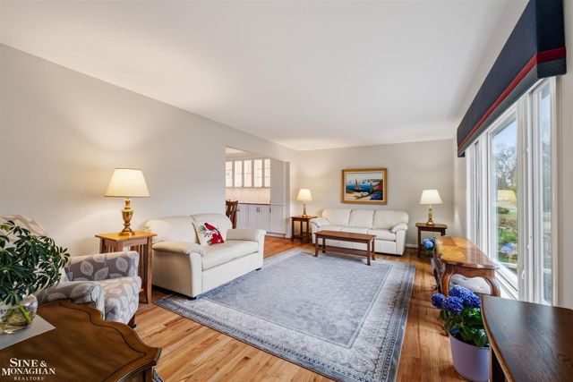 23275 N Rosedale Court, Saint Clair Shores, MI 48080