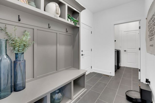 194 Volunteer Rd, Murfreesboro, TN 37128