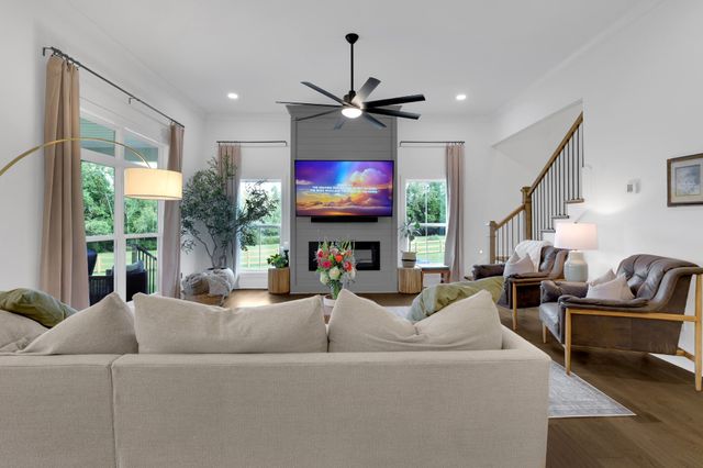 194 Volunteer Rd, Murfreesboro, TN 37128