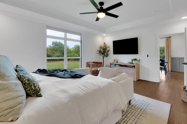 194 Volunteer Rd, Murfreesboro, TN 37128