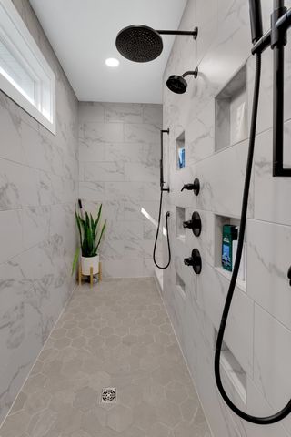 194 Volunteer Rd, Murfreesboro, TN 37128