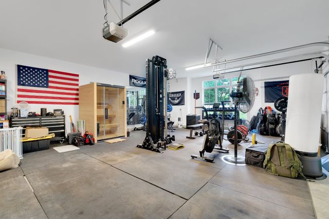 194 Volunteer Rd, Murfreesboro, TN 37128