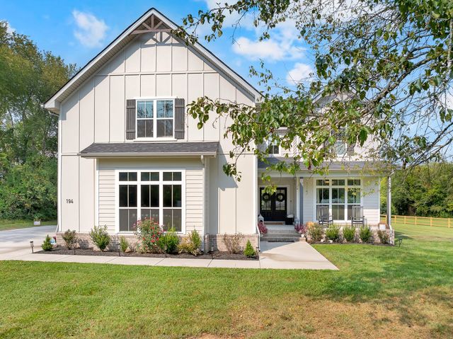 194 Volunteer Rd, Murfreesboro, TN 37128