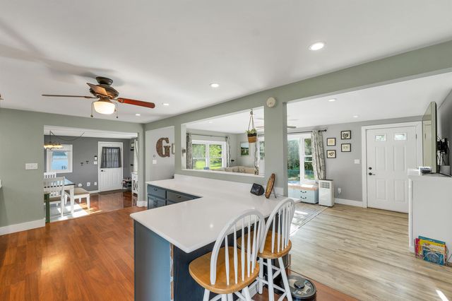 6 Emerson Street, Hooksett, NH 03106