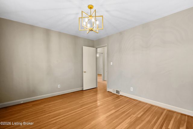 4615 Tween Rd, Bellewood, KY 40207