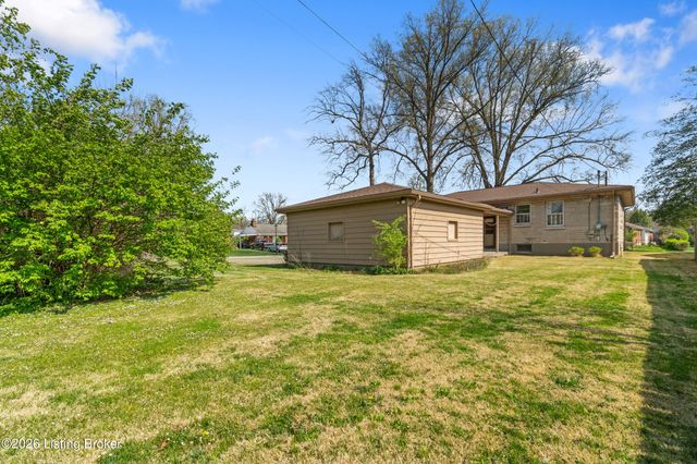 4615 Tween Rd, Bellewood, KY 40207