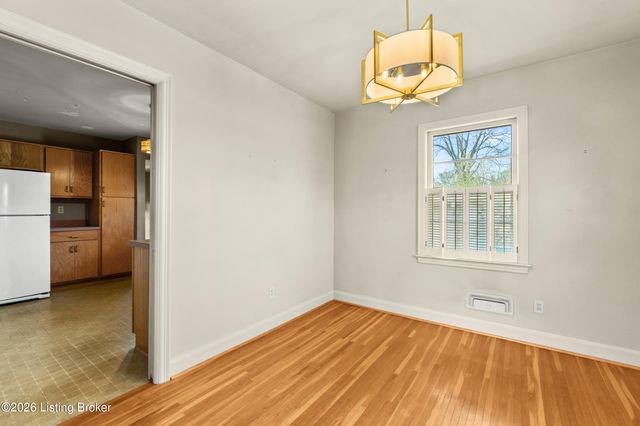 4615 Tween Rd, Bellewood, KY 40207