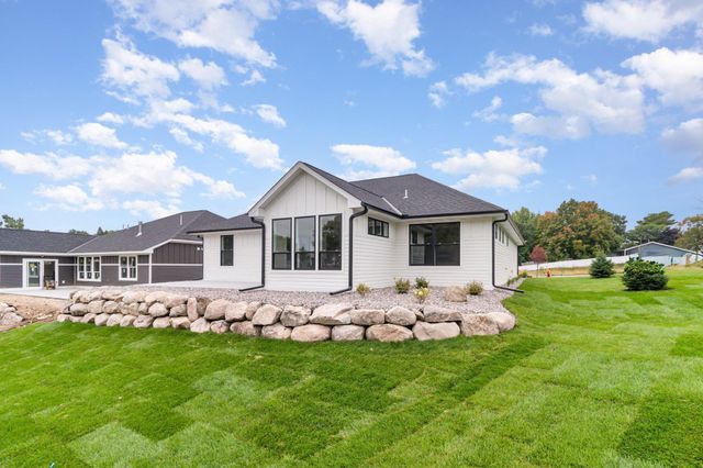 11876 38th Place NE, Saint Michael, MN 55376
