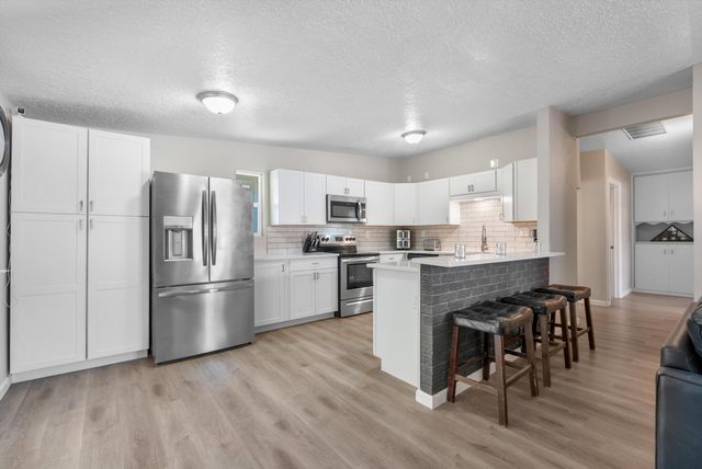 1829 Blume Street NE, Albuquerque, NM 87112