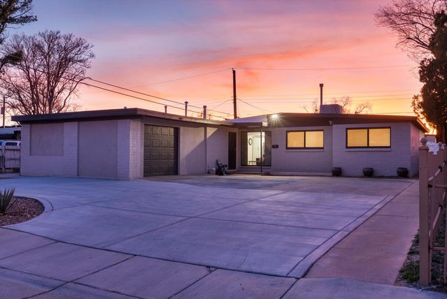1829 Blume Street NE, Albuquerque, NM 87112
