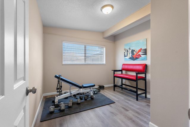 1829 Blume Street NE, Albuquerque, NM 87112