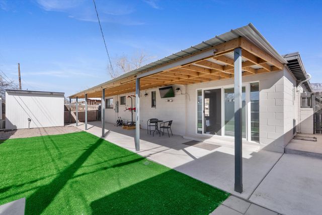 1829 Blume Street NE, Albuquerque, NM 87112