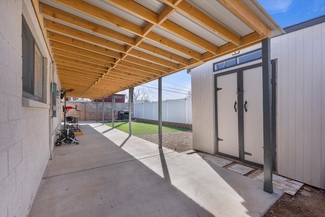 1829 Blume Street NE, Albuquerque, NM 87112