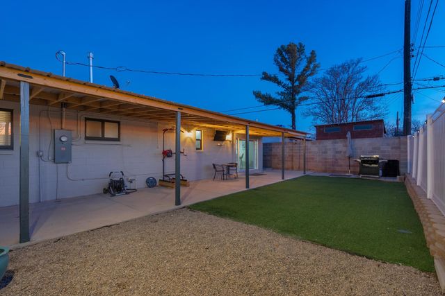 1829 Blume Street NE, Albuquerque, NM 87112