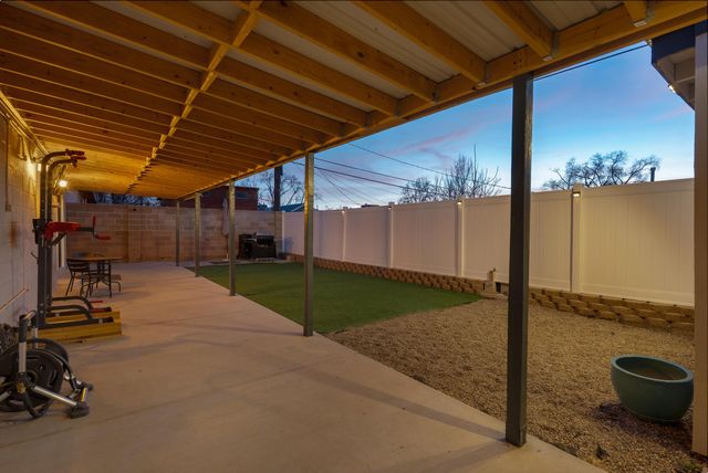 1829 Blume Street NE, Albuquerque, NM 87112