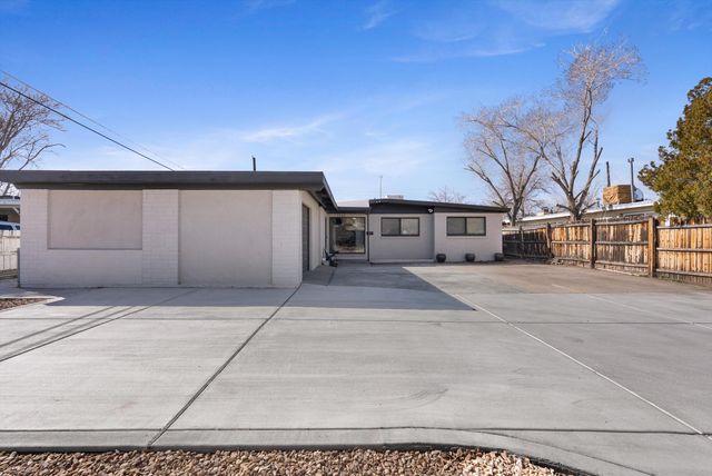 1829 Blume Street NE, Albuquerque, NM 87112