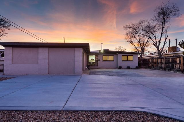 1829 Blume Street NE, Albuquerque, NM 87112