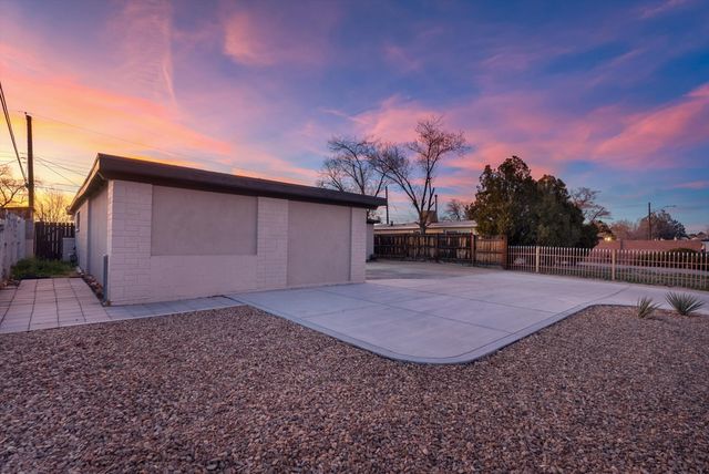 1829 Blume Street NE, Albuquerque, NM 87112