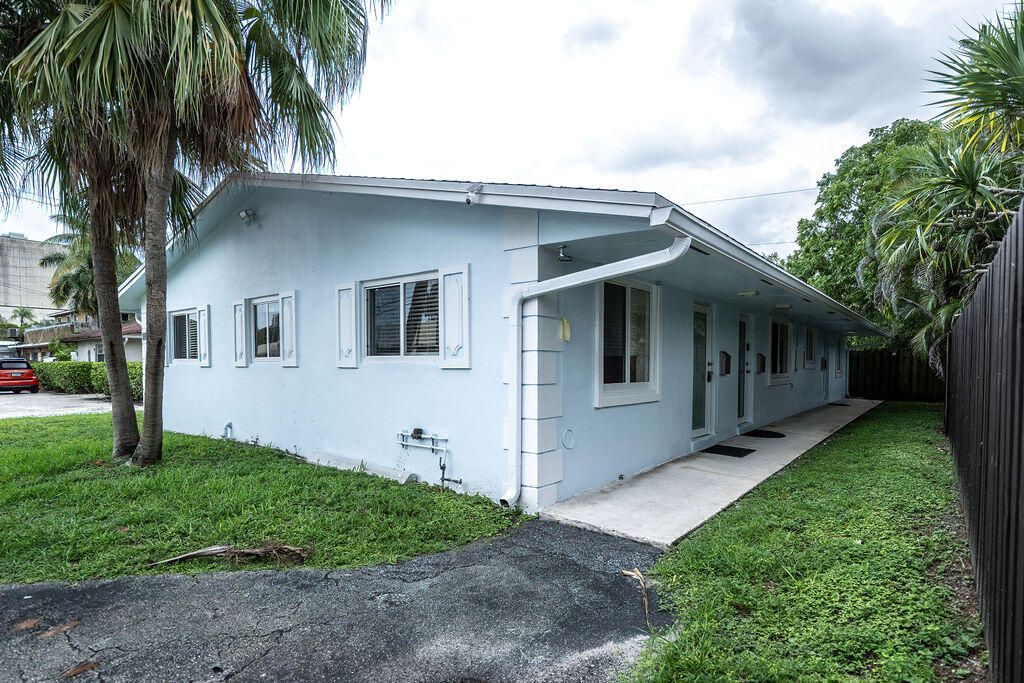 750 SW 2nd Street 2, Fort Lauderdale, FL 33312