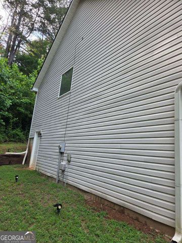3975 Crestwater Lane, Snellville, GA 30039
