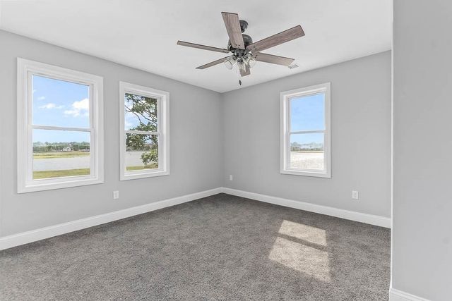 22 Avenue A, Wareham, MA 02571