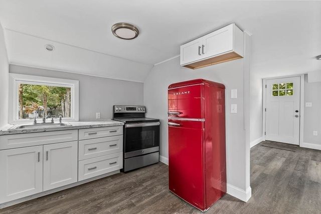 22 Avenue A, Wareham, MA 02571