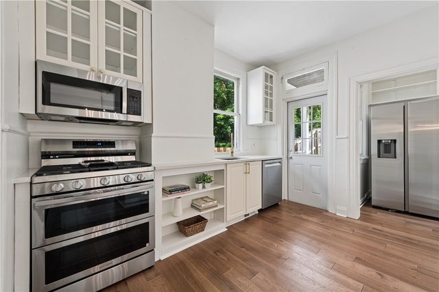515 Hill St, Sewickley, PA 15143