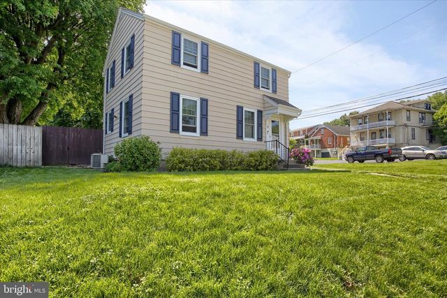 6 S 16TH ST, Camp Hill, PA 17011