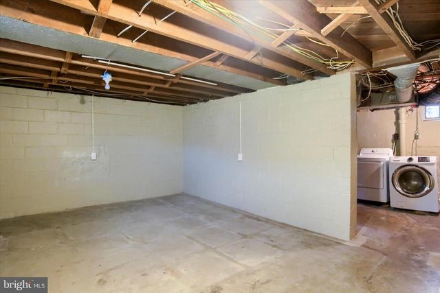 6 S 16TH ST, Camp Hill, PA 17011