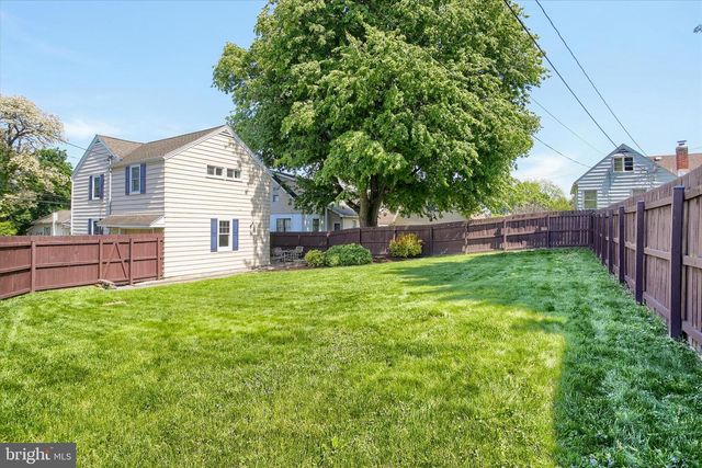 6 S 16TH ST, Camp Hill, PA 17011