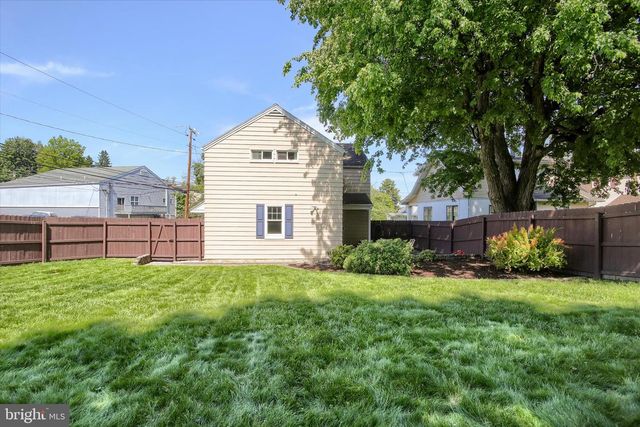 6 S 16TH ST, Camp Hill, PA 17011