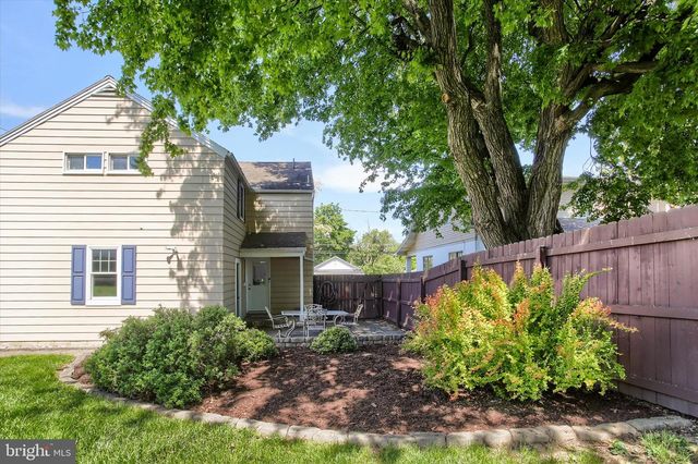 6 S 16TH ST, Camp Hill, PA 17011