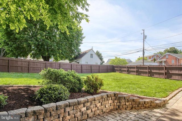 6 S 16TH ST, Camp Hill, PA 17011