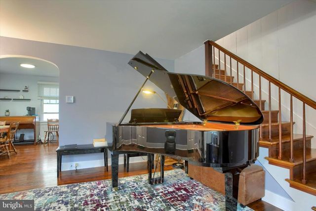 6 S 16TH ST, Camp Hill, PA 17011