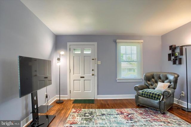 6 S 16TH ST, Camp Hill, PA 17011