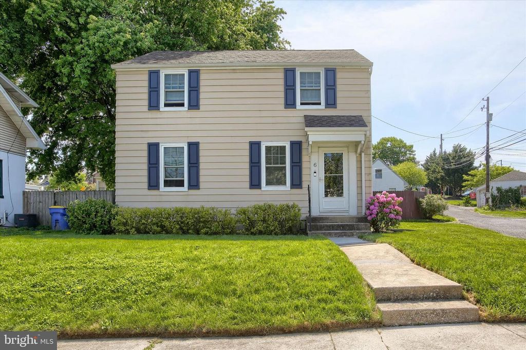 6 S 16TH ST, Camp Hill, PA 17011