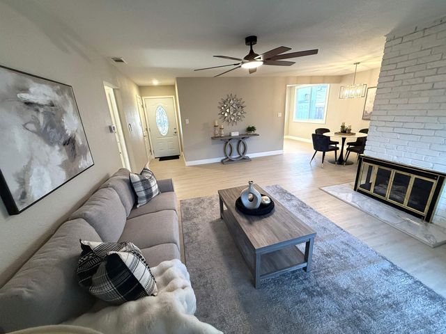 3136 Meadowbrook Dr, Concord, CA 94519