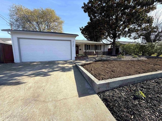 3136 Meadowbrook Dr, Concord, CA 94519
