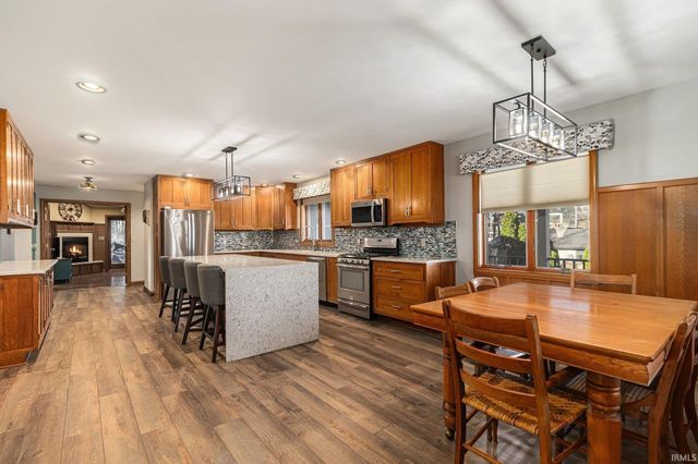 10037 Victoria Drive, Plymouth, IN 46563